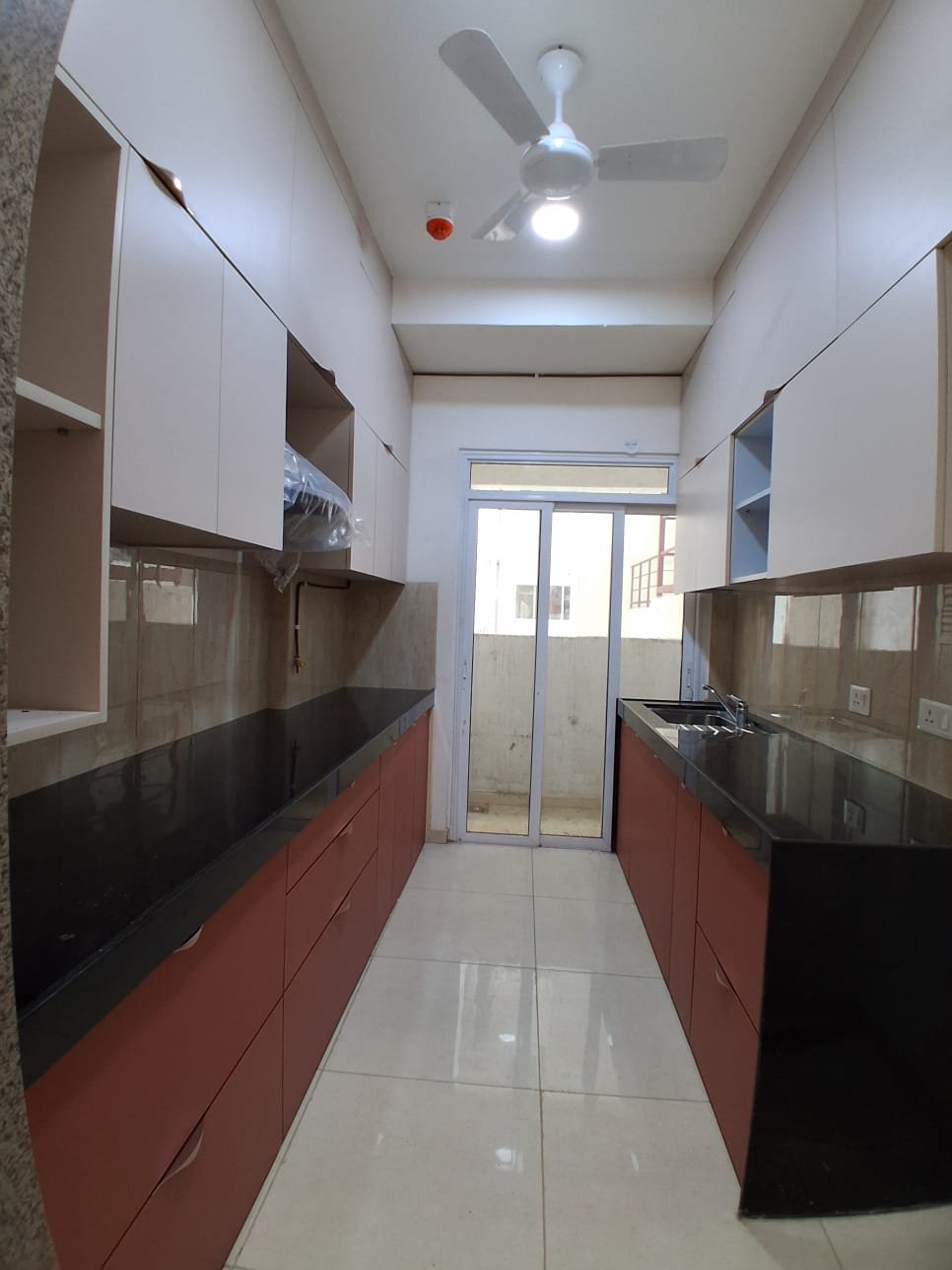 3 BHK Semi Furnished Flat for Rent in L&T Veridian, Powai